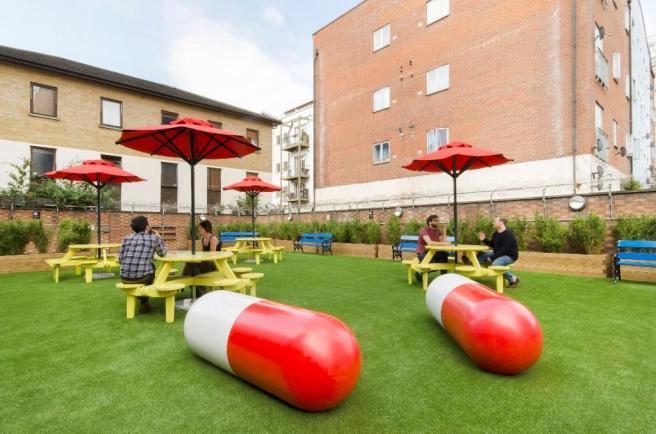 Spacious deskspace to rent in a prime location