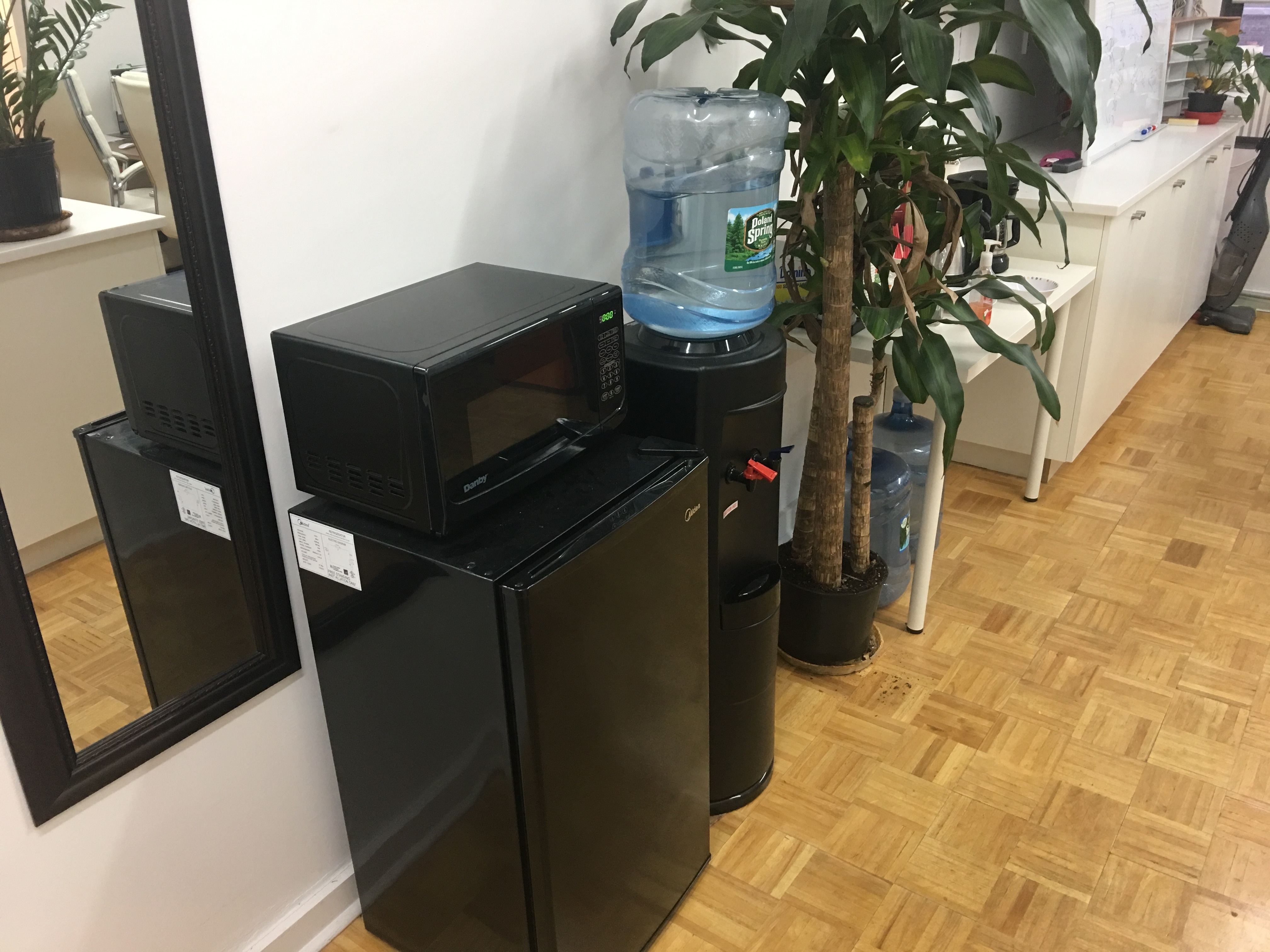 38 & 8 Modern Office Desk and Conference Room