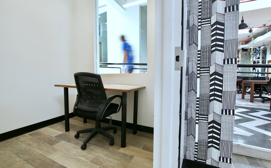 1 Person Private Office