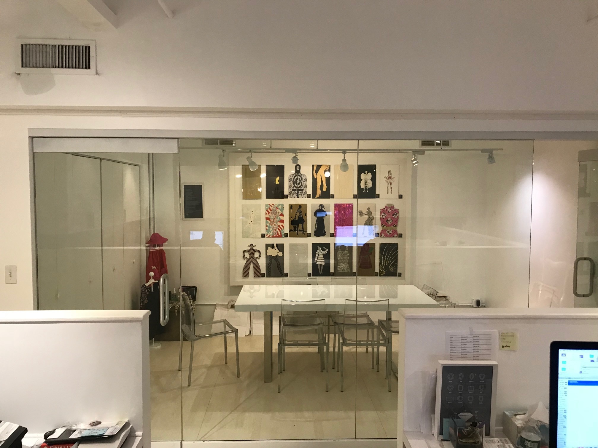 Open Desk (3 available)