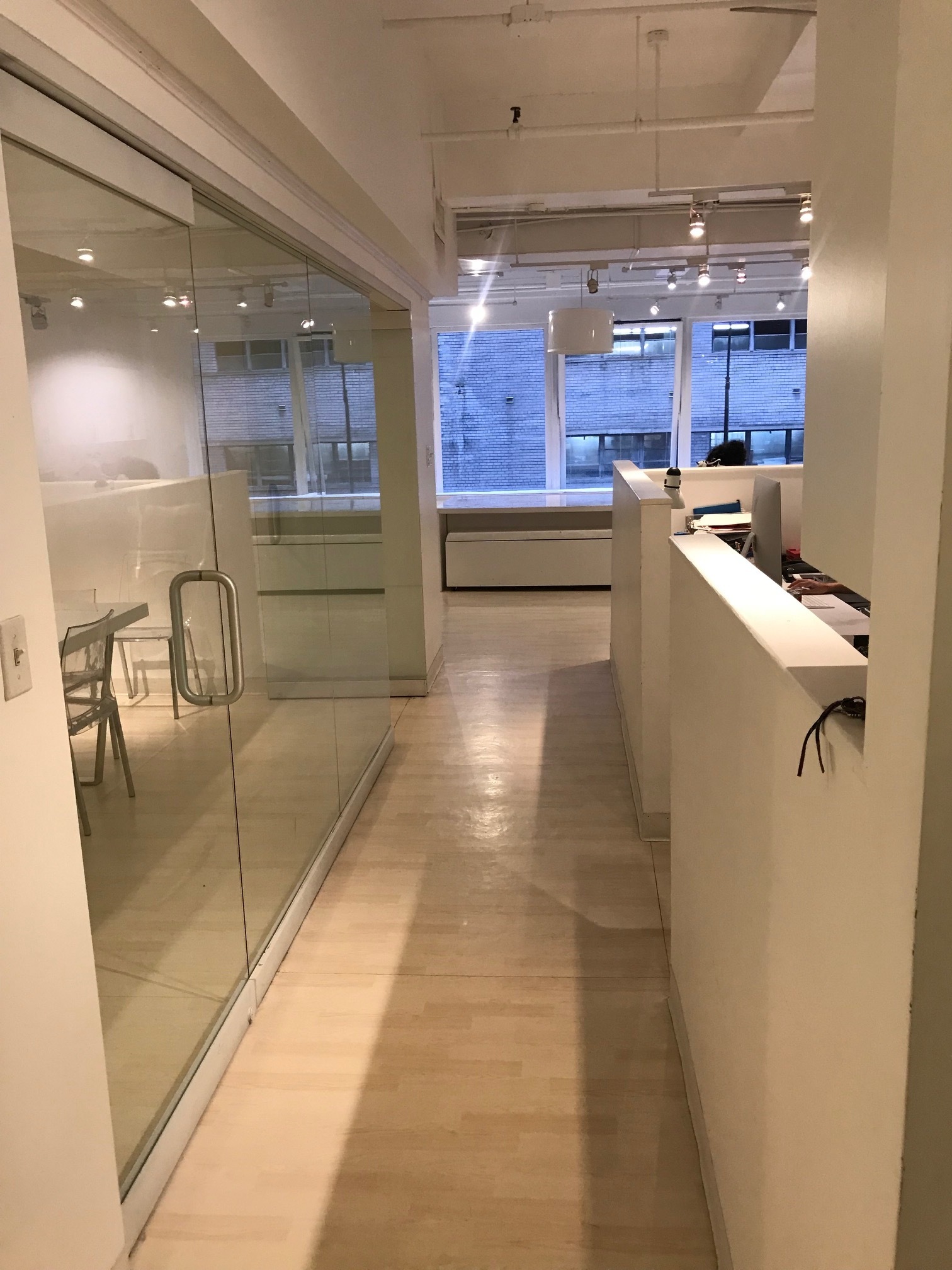 Open Desk (3 available)