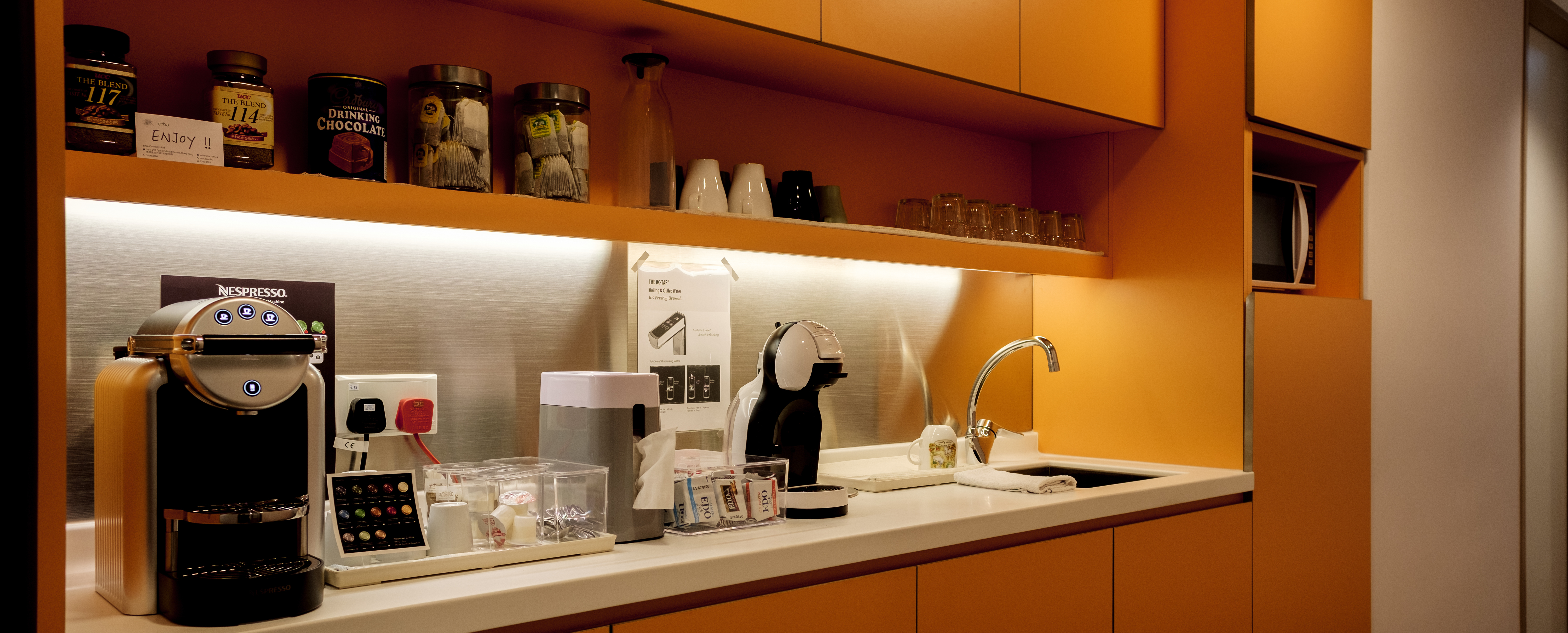 5-6 Person Private Serviced Office