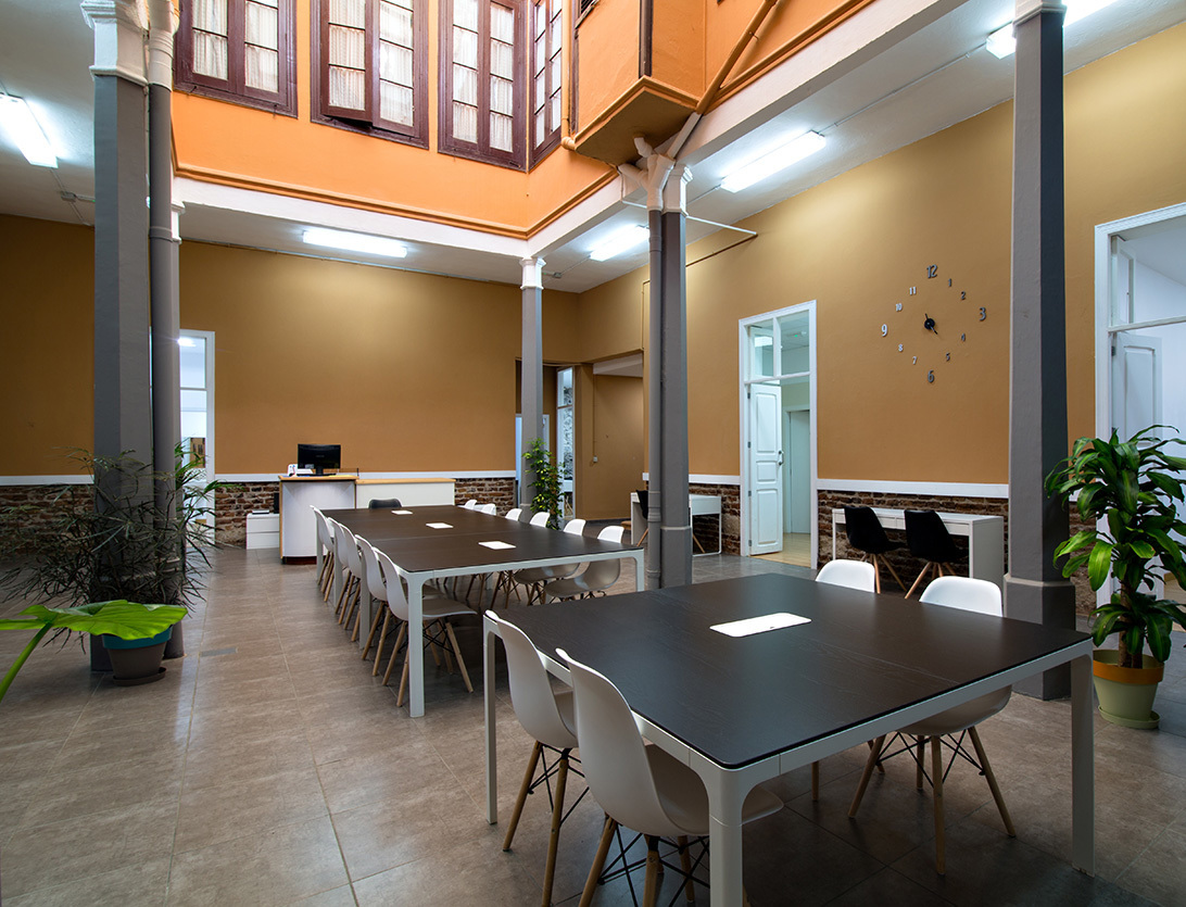 Hashtag WorkSpace - Rental Desks