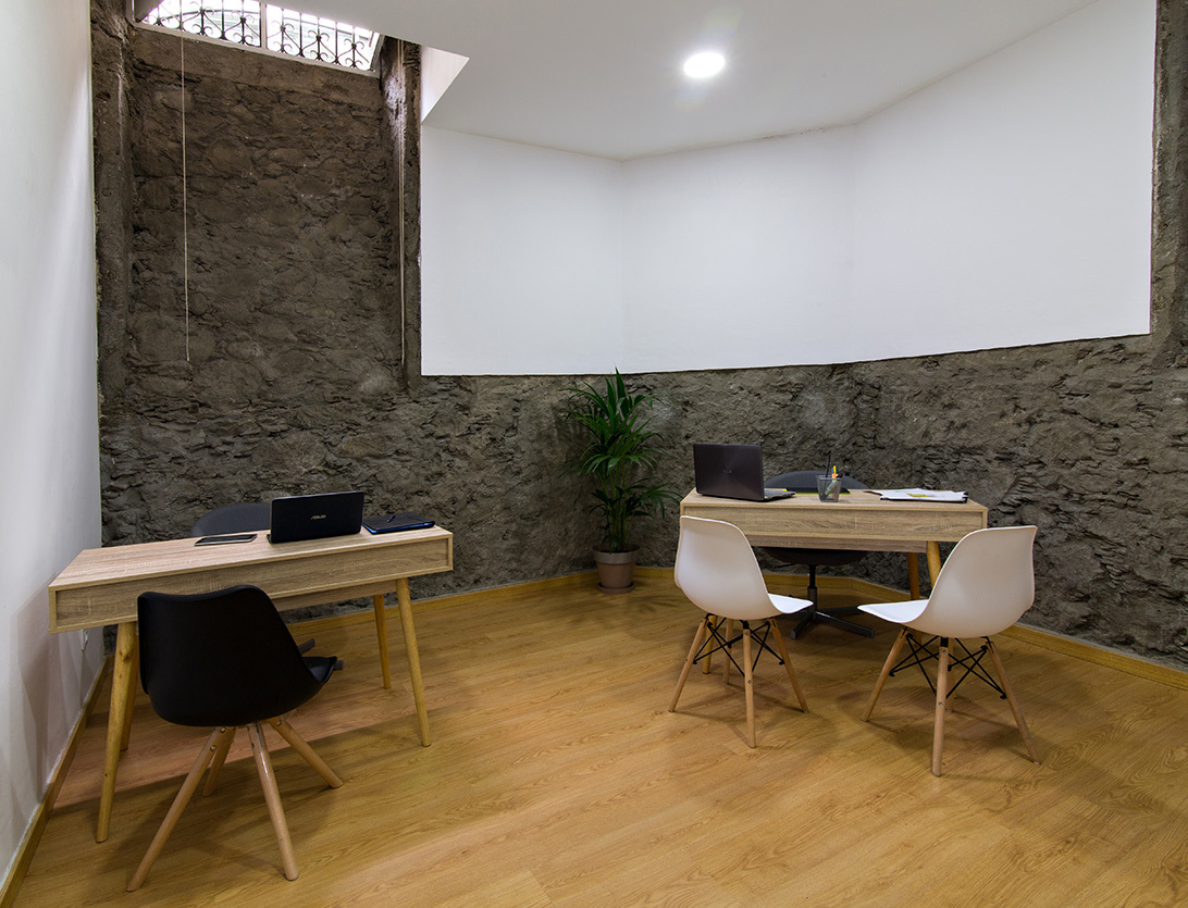 Hashtag WorkSpace - Rental Desks