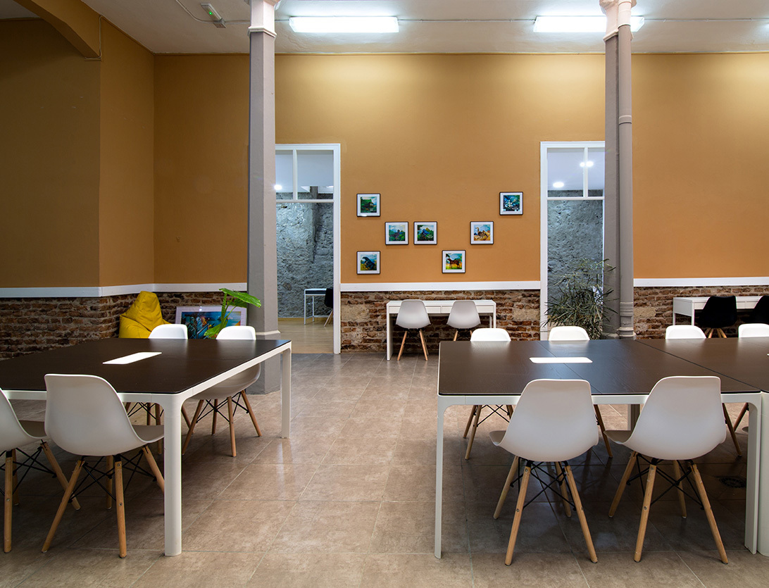 Hashtag WorkSpace - Rental Desks