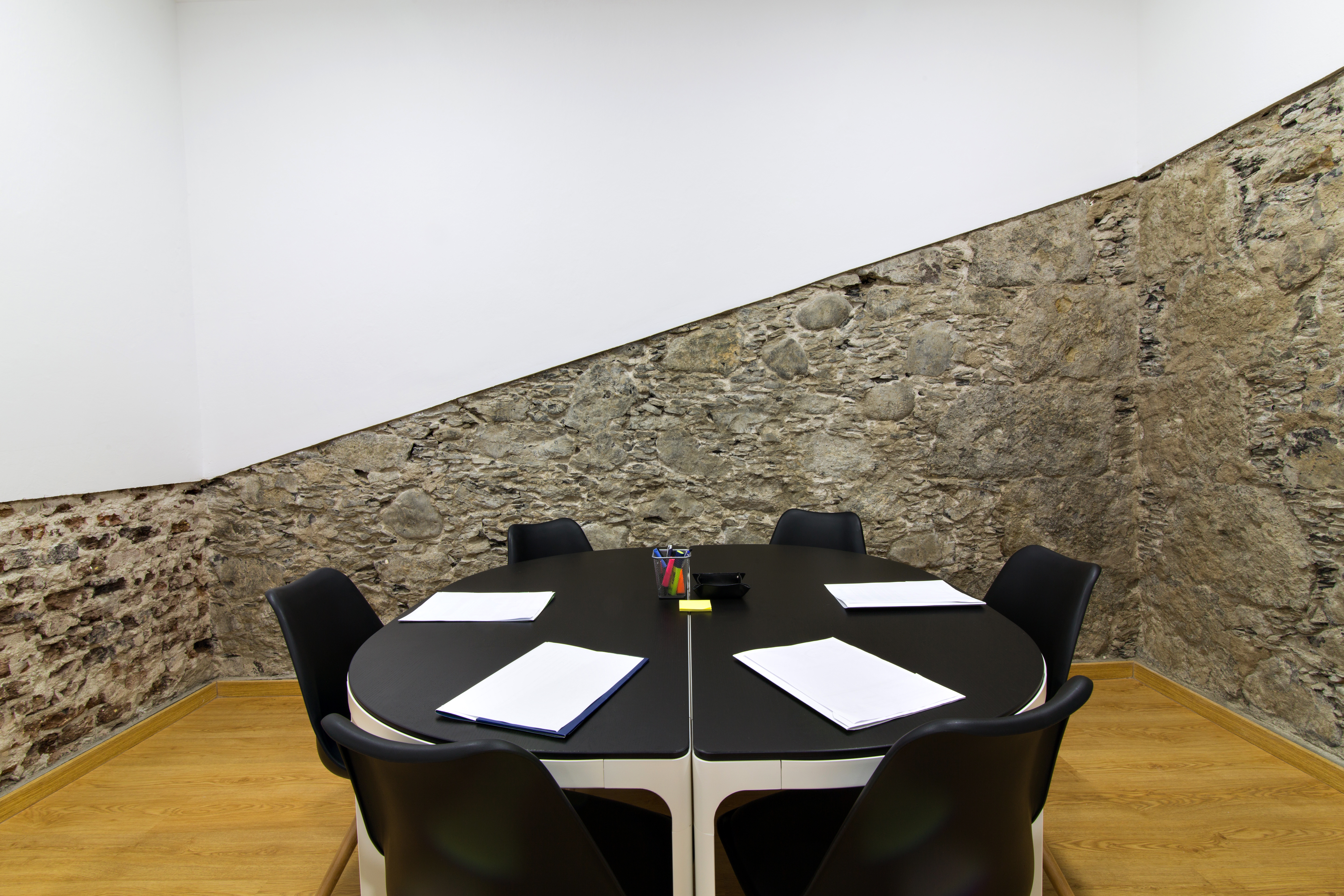 Hashtag WorkSpace - Meeting Rooms