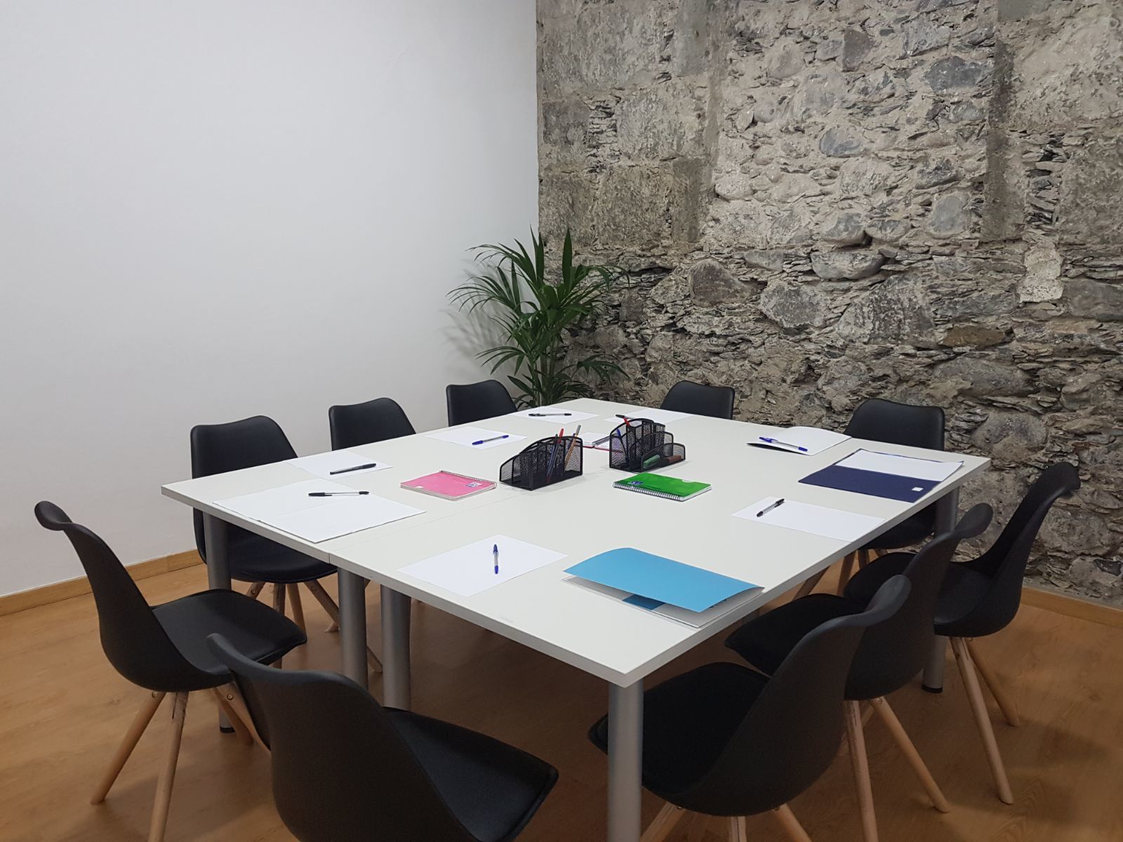 Hashtag WorkSpace - Meeting Rooms