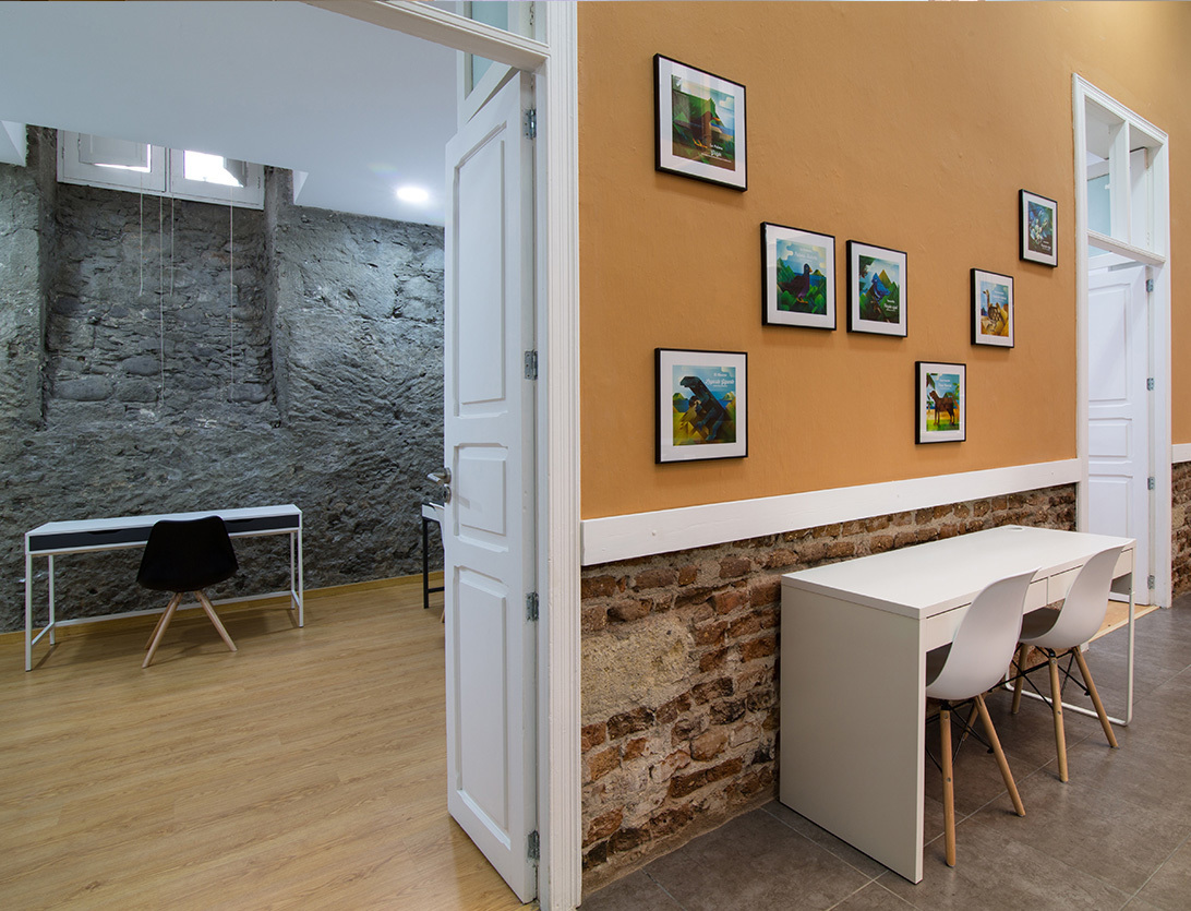 Hashtag WorkSpace - Meeting Rooms