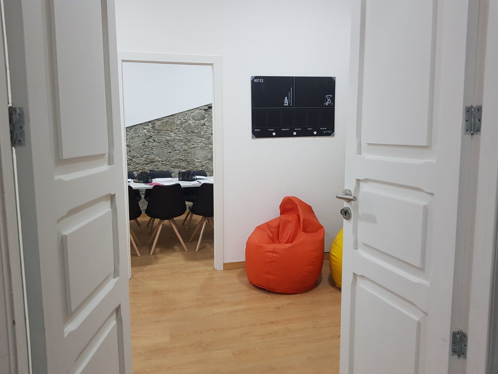 Hashtag WorkSpace - Meeting Rooms