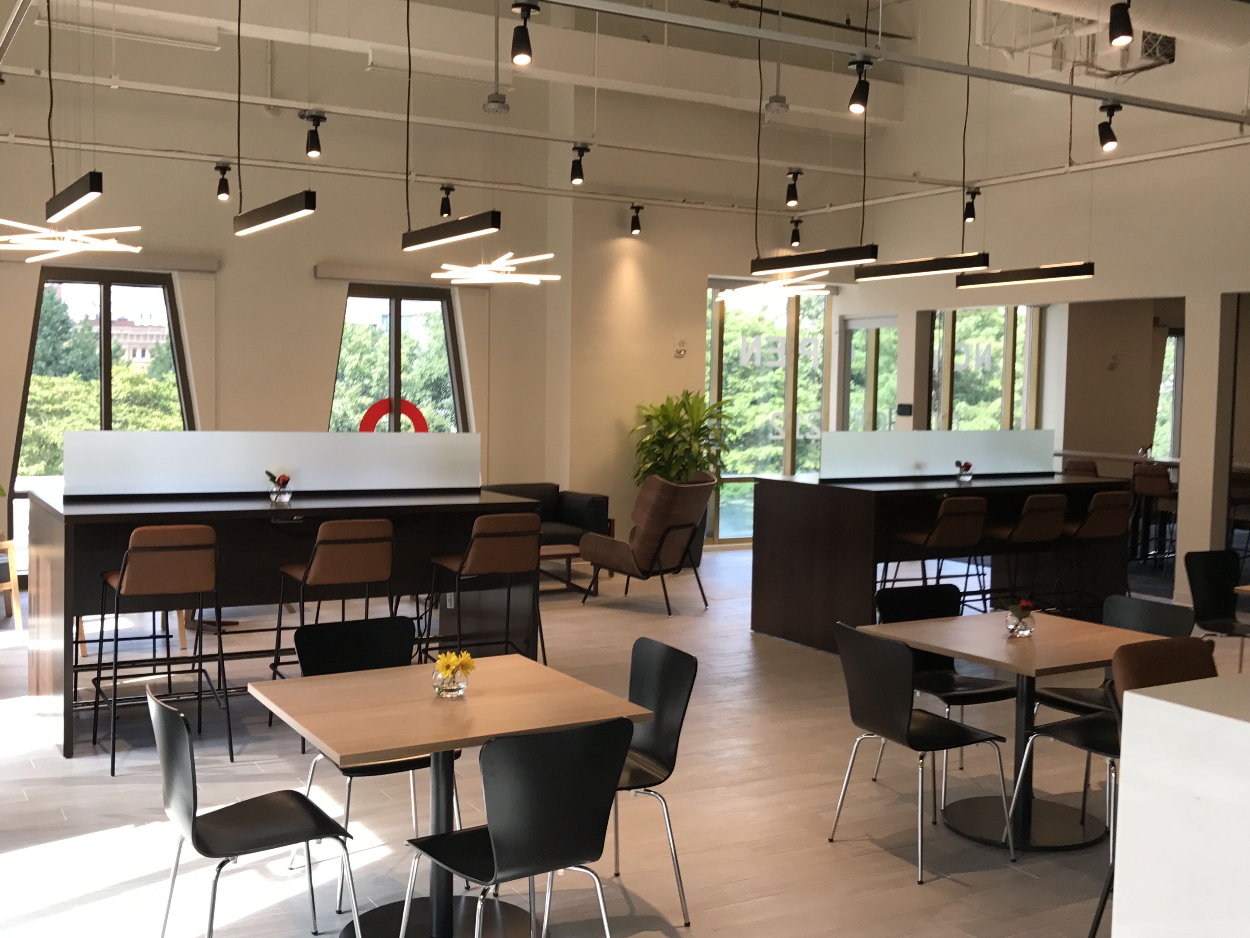 Coworking Lounge Desk