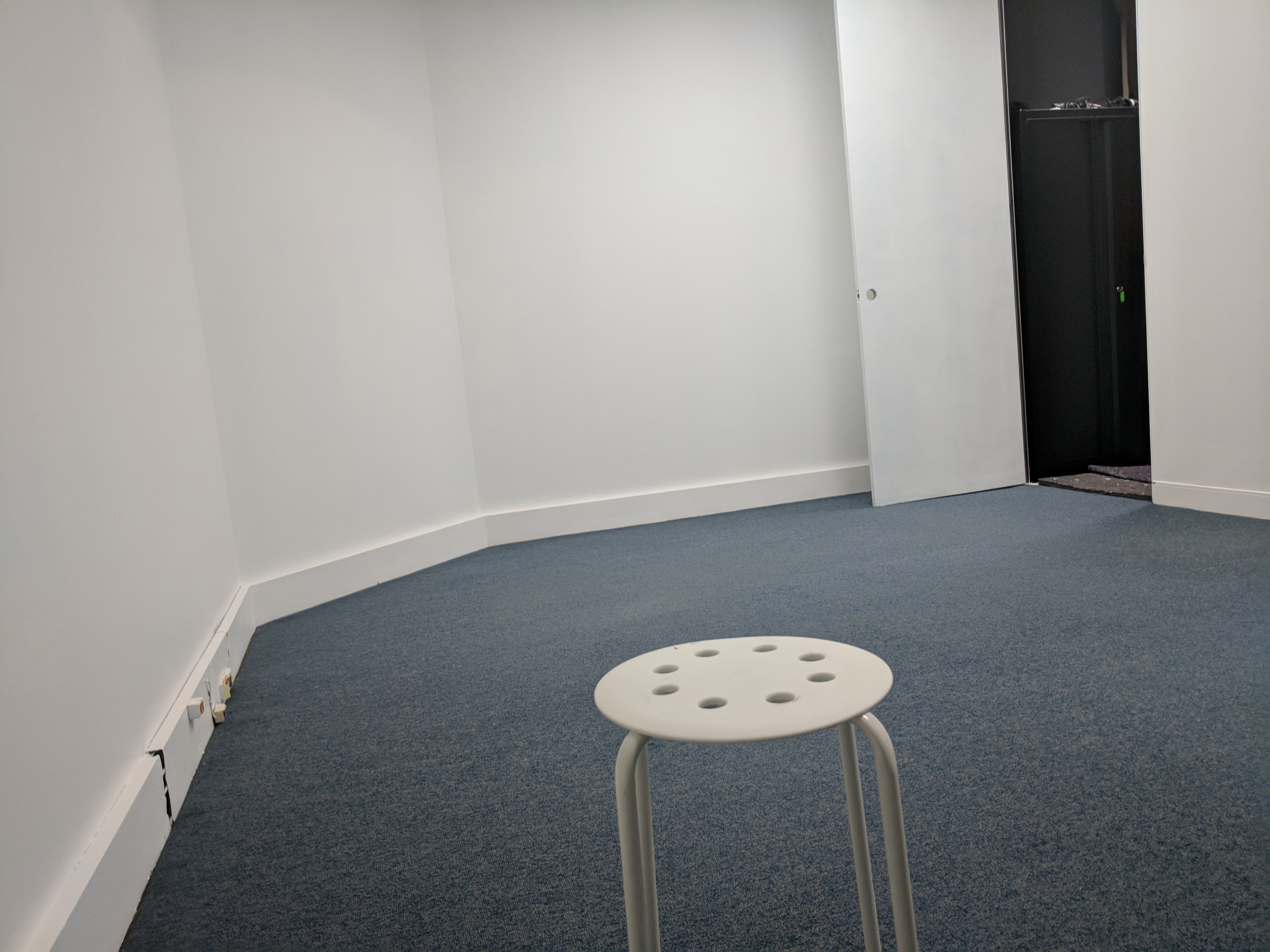 Private unfurnished office in Central location