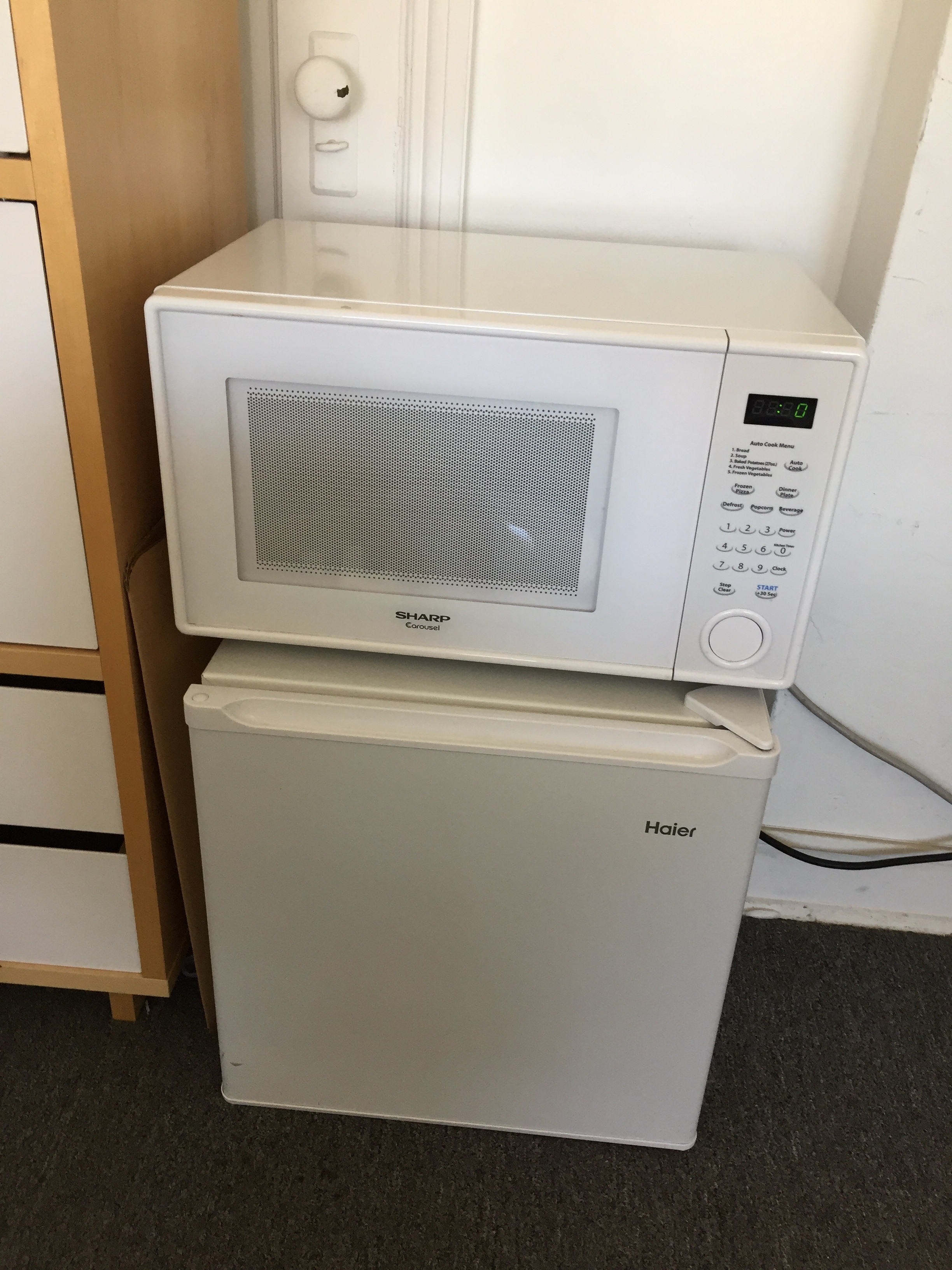 super cute Santa Monica creative space to share (Santa Monica)