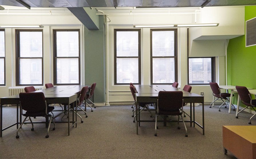 12 Desks for Sublease 12 Desks for Sublease