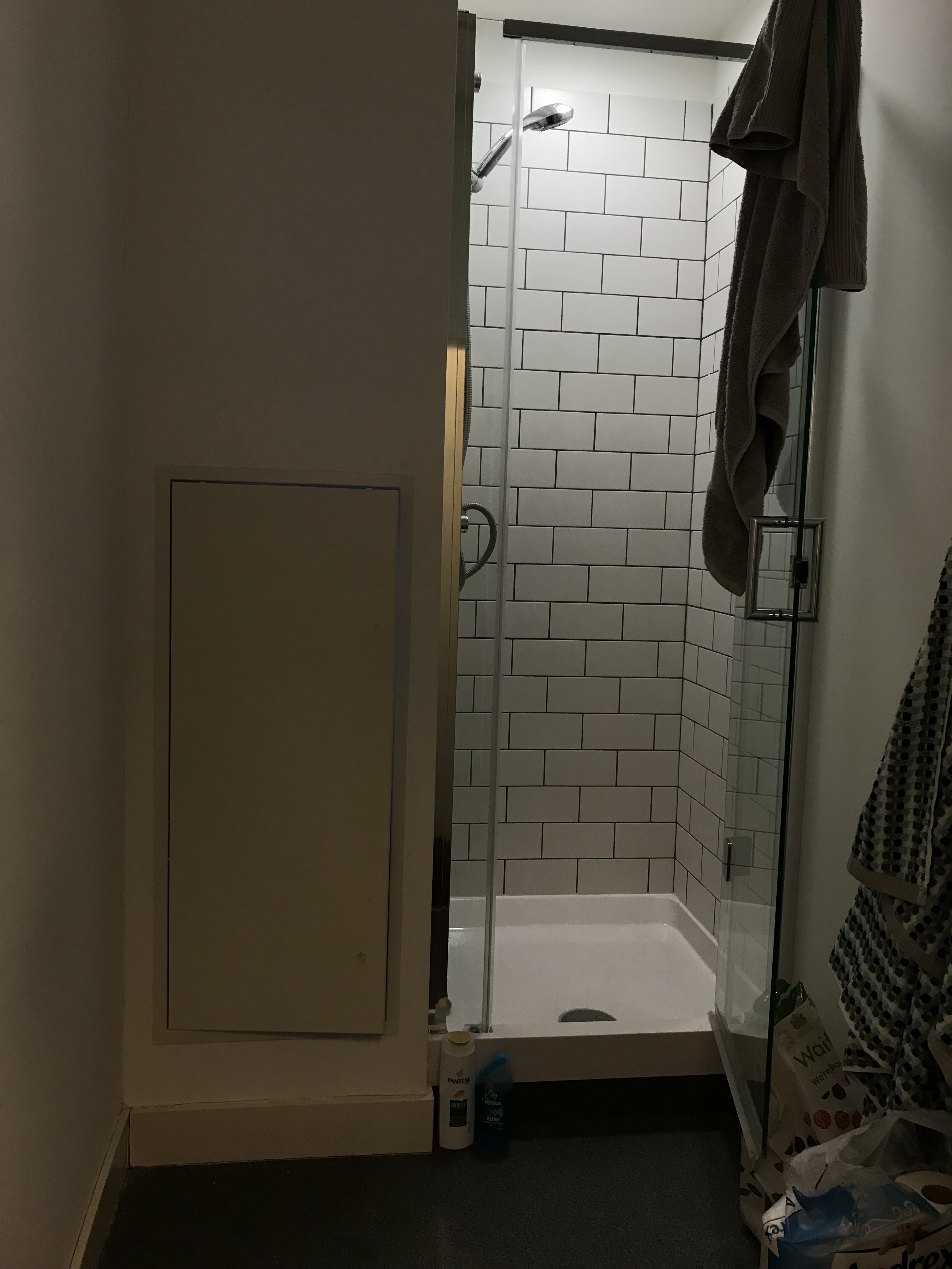 6 desks for rent in central London - Oxford Street! Discount on extended bookings! 6 desks for rent in central London - Oxford Street! Discount on extended bookings!