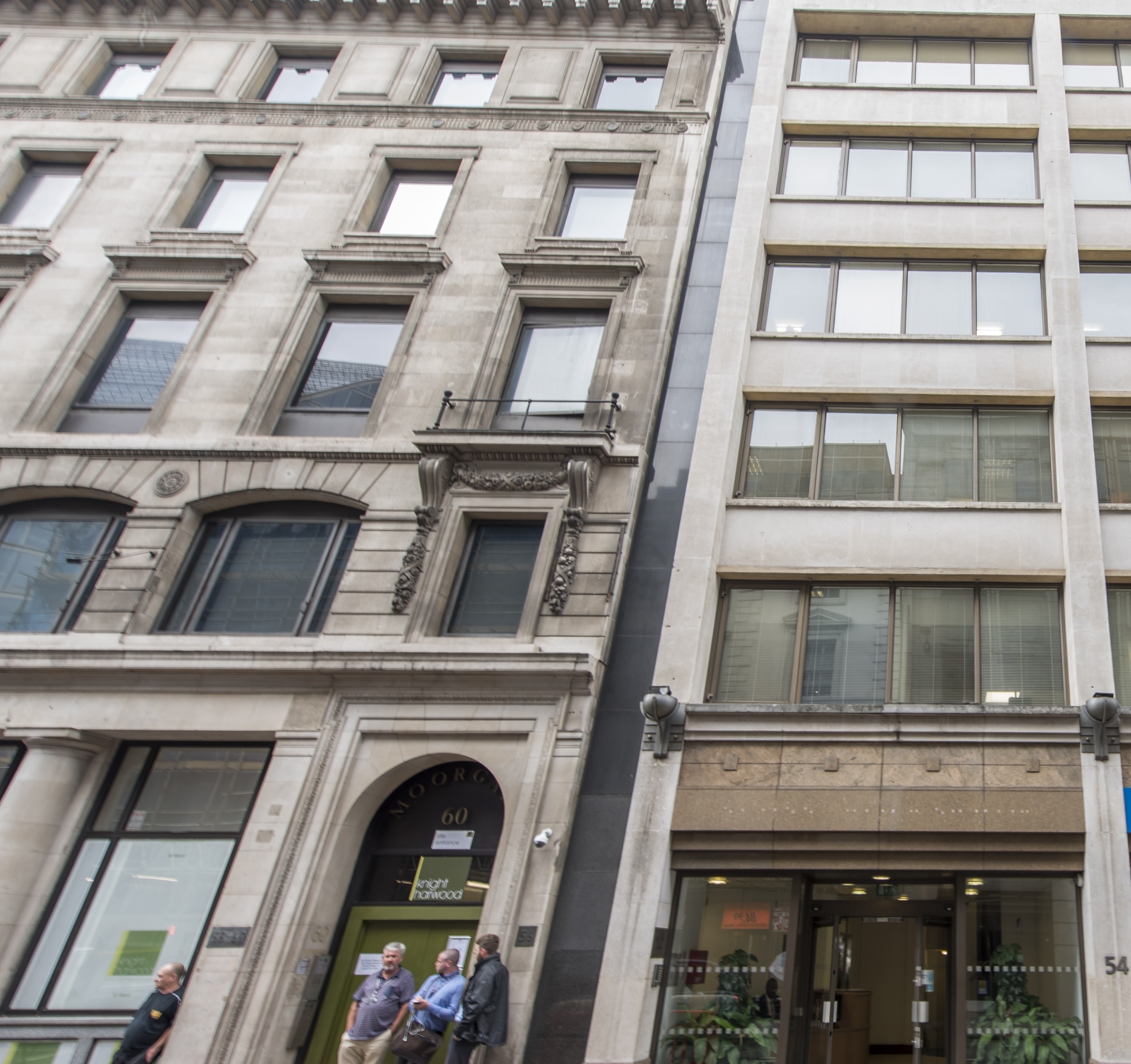 2 MONTHS FREE RENT 😊 || 7 x Desks in newly furnished, serviced & sociable office in Moorgate. 2 MONTHS FREE RENT 😊 || 7 x Desks in newly furnished, serviced & sociable office in Moorgate.