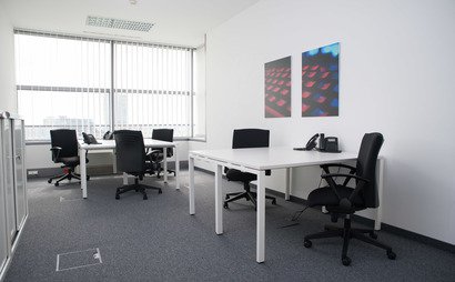 Co-working, Meeting room and Executive office Co-working, Meeting room and Executive office