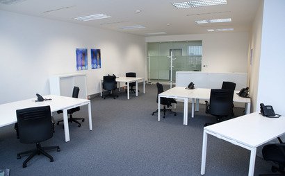 Co-working, Meeting room and Executive office Co-working, Meeting room and Executive office