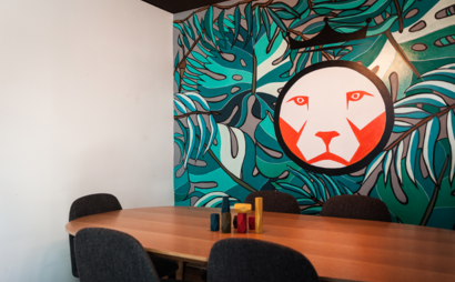 A quiet meeting room in the heart of La Dehesa/ Lo Barnechea A quiet meeting room in the heart of La Dehesa/ Lo Barnechea