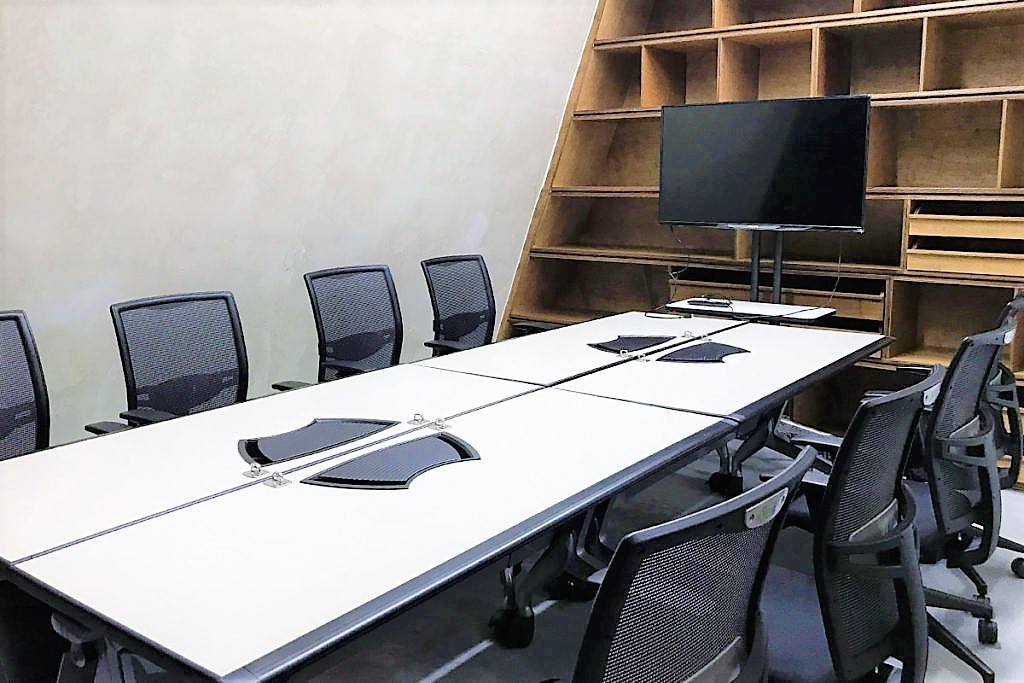Permanent seating arrangement at our personal co-working space in Singapore - W Spaces 360