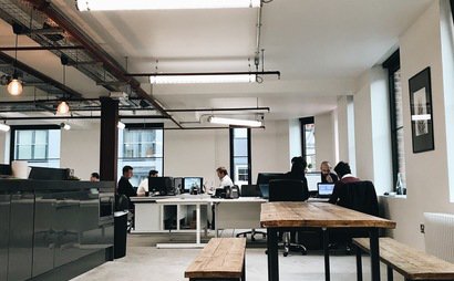 2-3 desks available  2-3 desks available