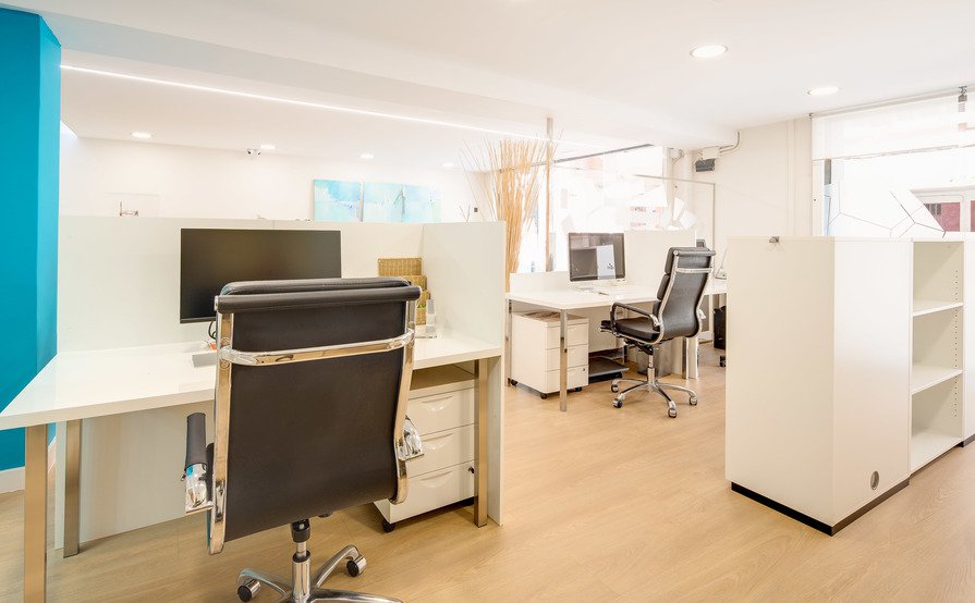 Private fix desks  Private fix desks