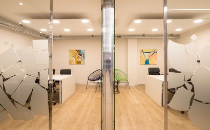 Private offices for 2 or 4 persons Private offices for 2 or 4 persons