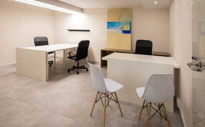Private offices for 6 or 8 persons Private offices for 6 or 8 persons