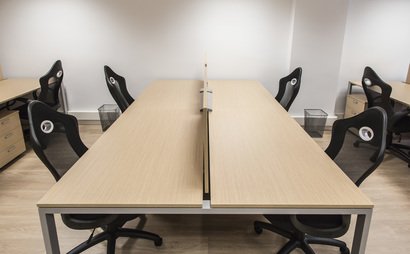 FIXED DESK FIXED DESK