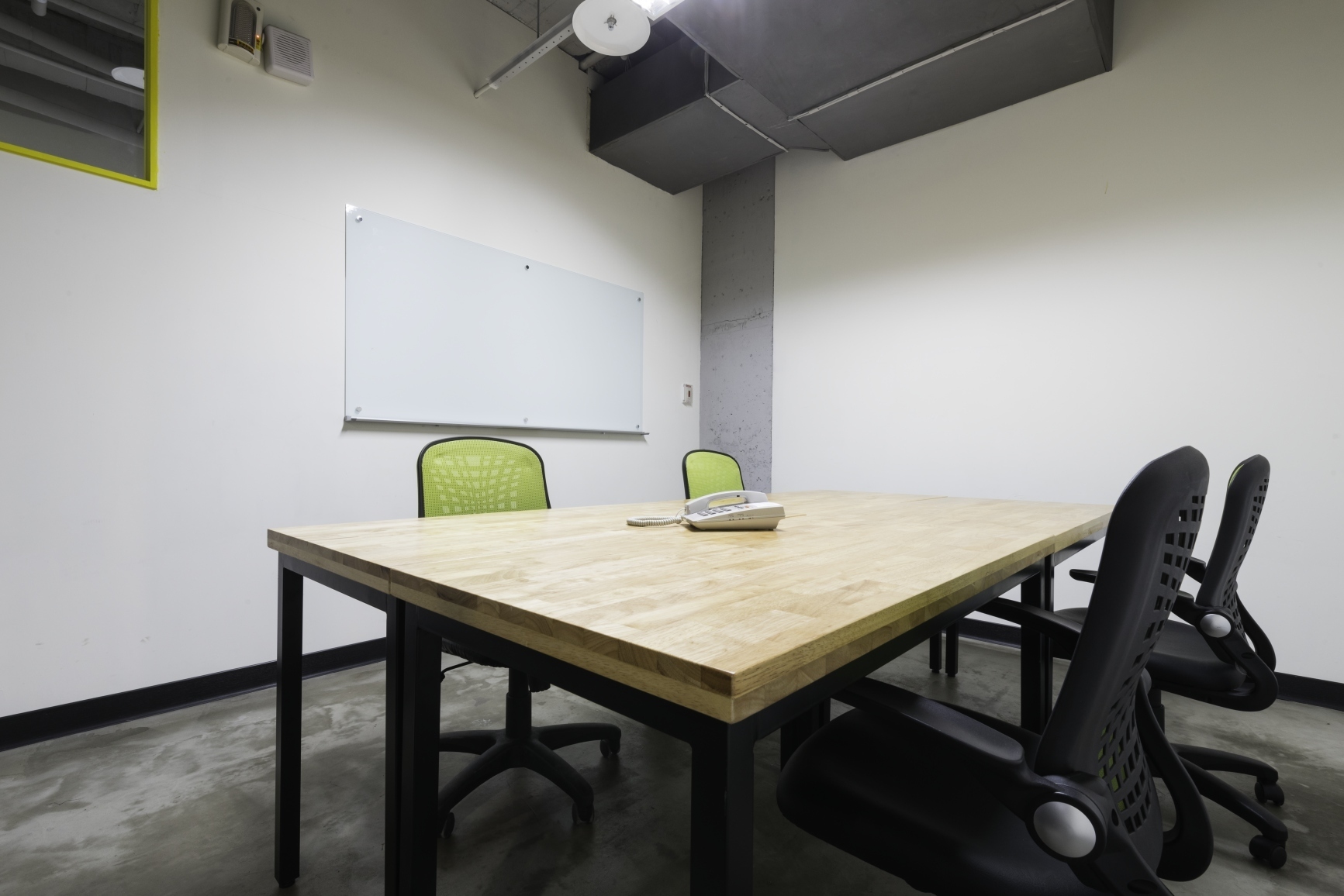 FutureWard Central-Private Office FutureWard Central-Private Office