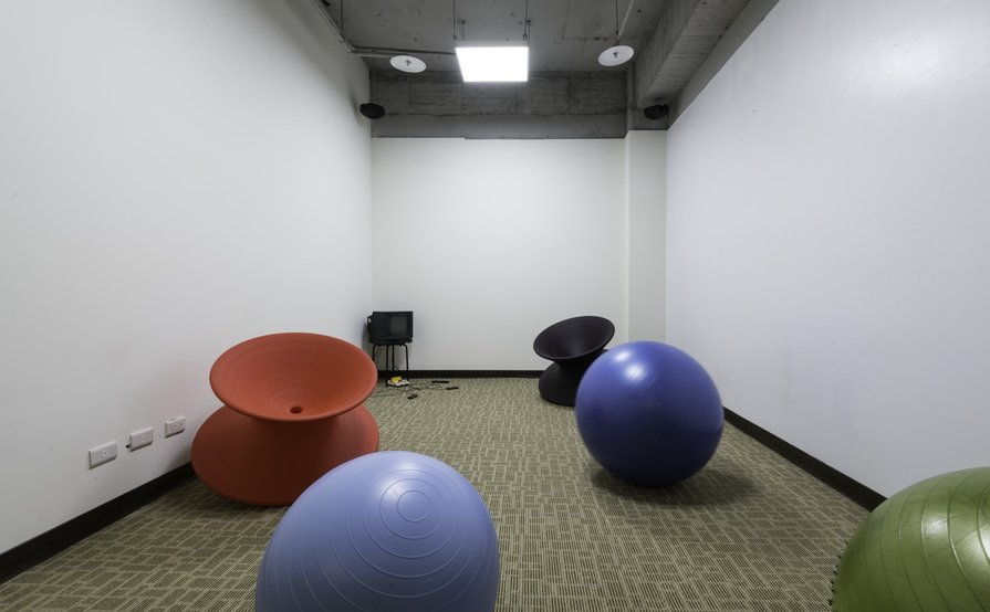 FutureWard Central-Meeting Room FutureWard Central-Meeting Room