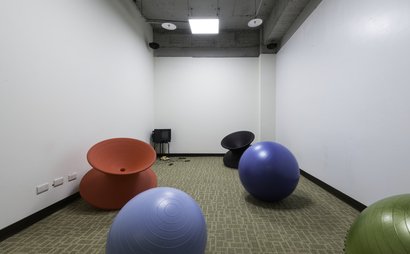 FutureWard Central-Meeting Room FutureWard Central-Meeting Room