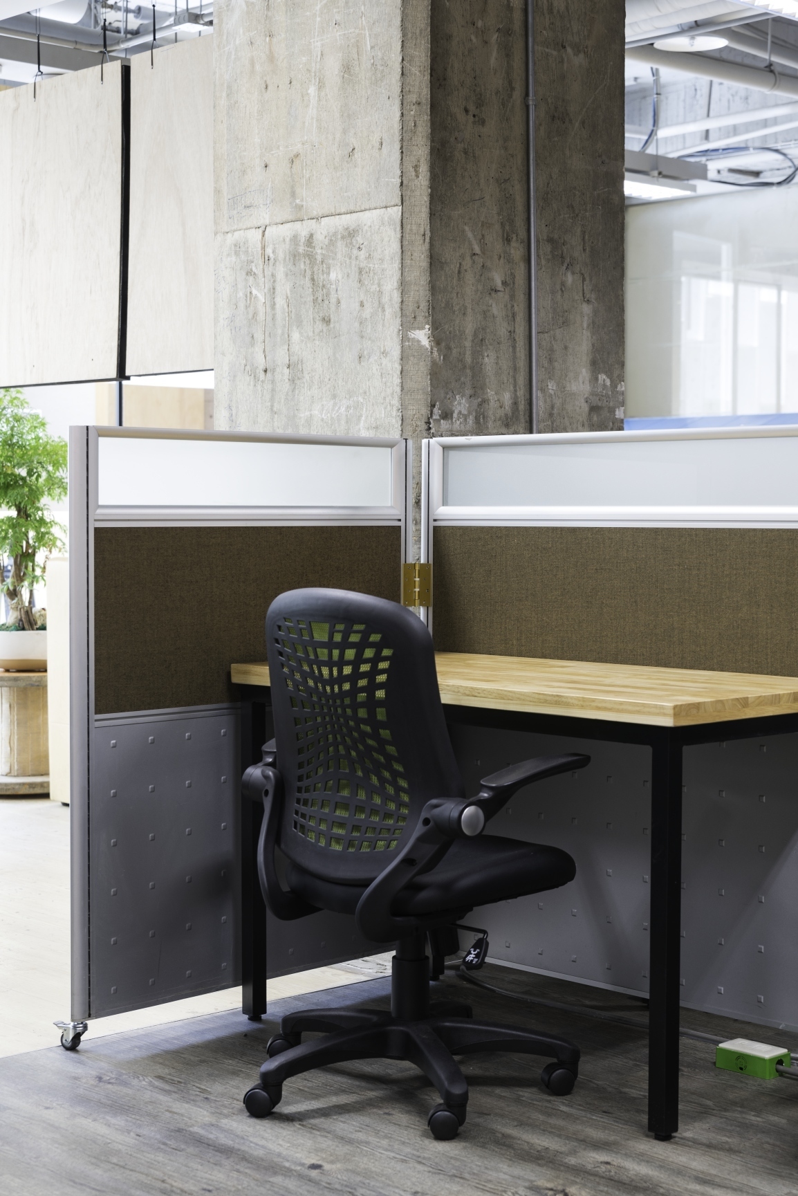 FutureWard Central - 24H Dedicated Desk FutureWard Central - 24H Dedicated Desk