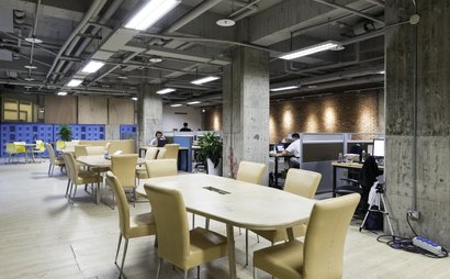 FutureWard Central - Hot Desk FutureWard Central - Hot Desk