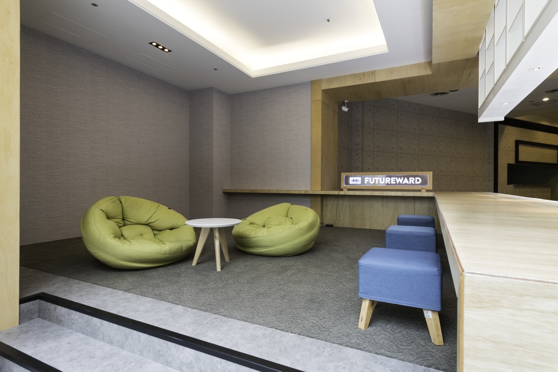 FutureWard Central - Hot Desk