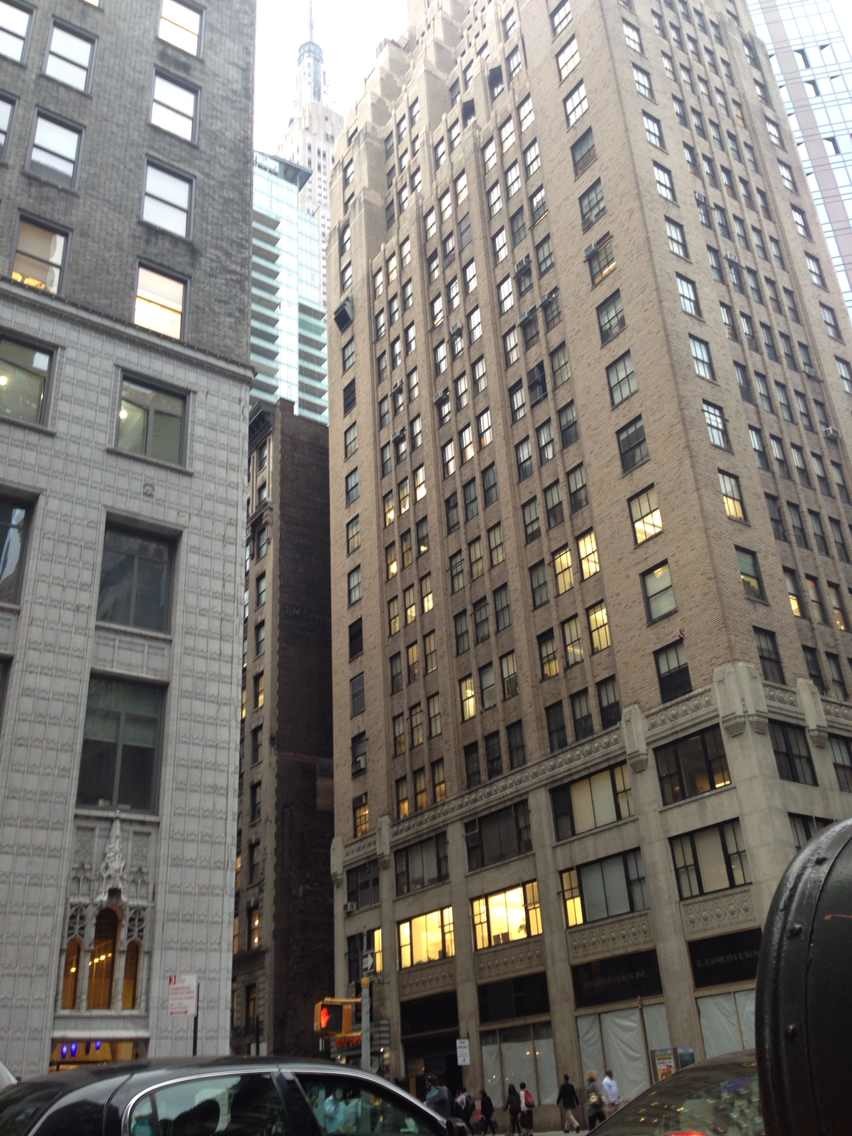 Great Hot desks in Midtown Great Hot desks in Midtown