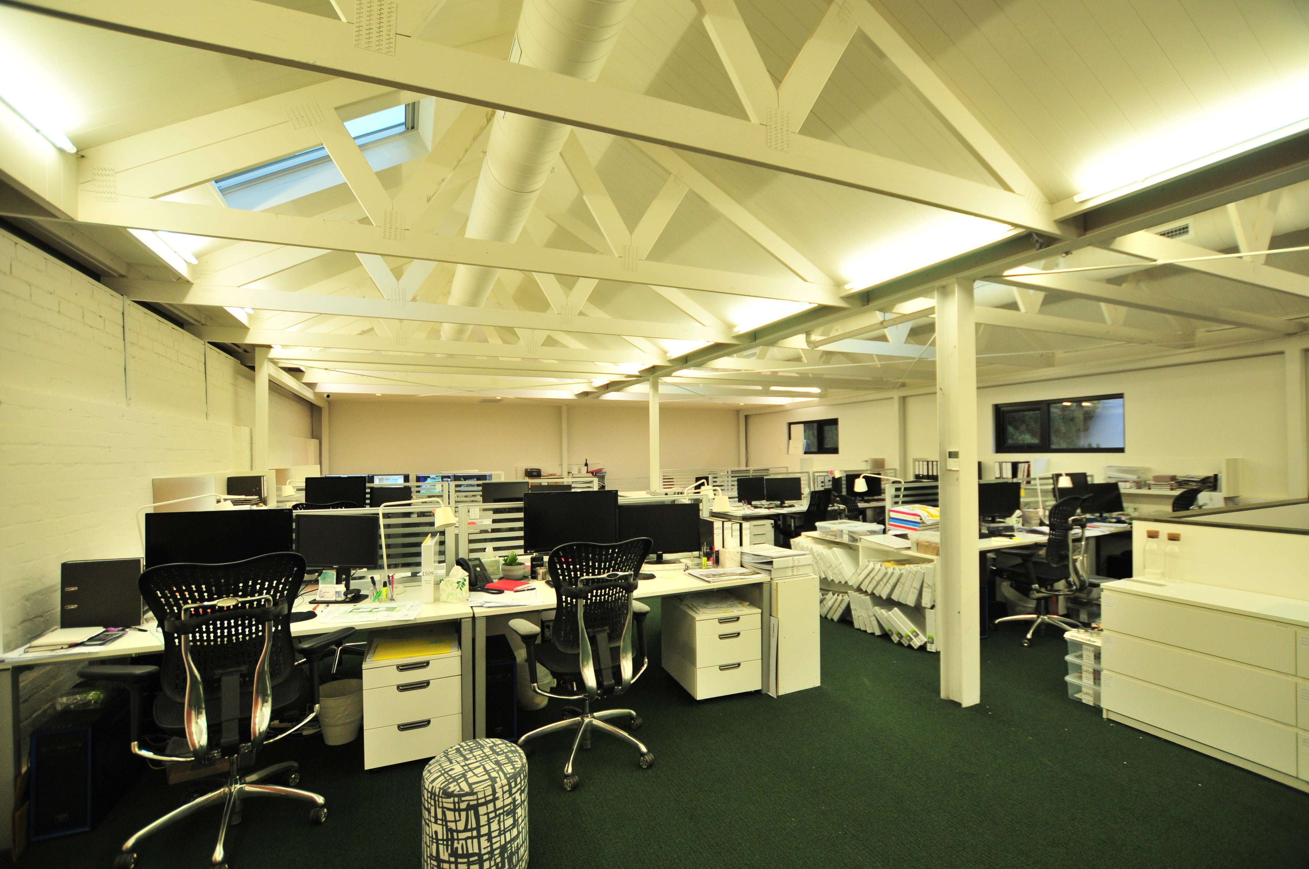 Creative Space Co-Work Desk Rental