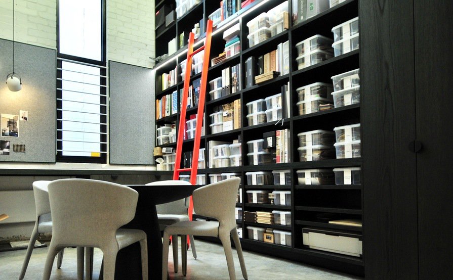 Creative Space Co-Work Desk Rental Creative Space Co-Work Desk Rental