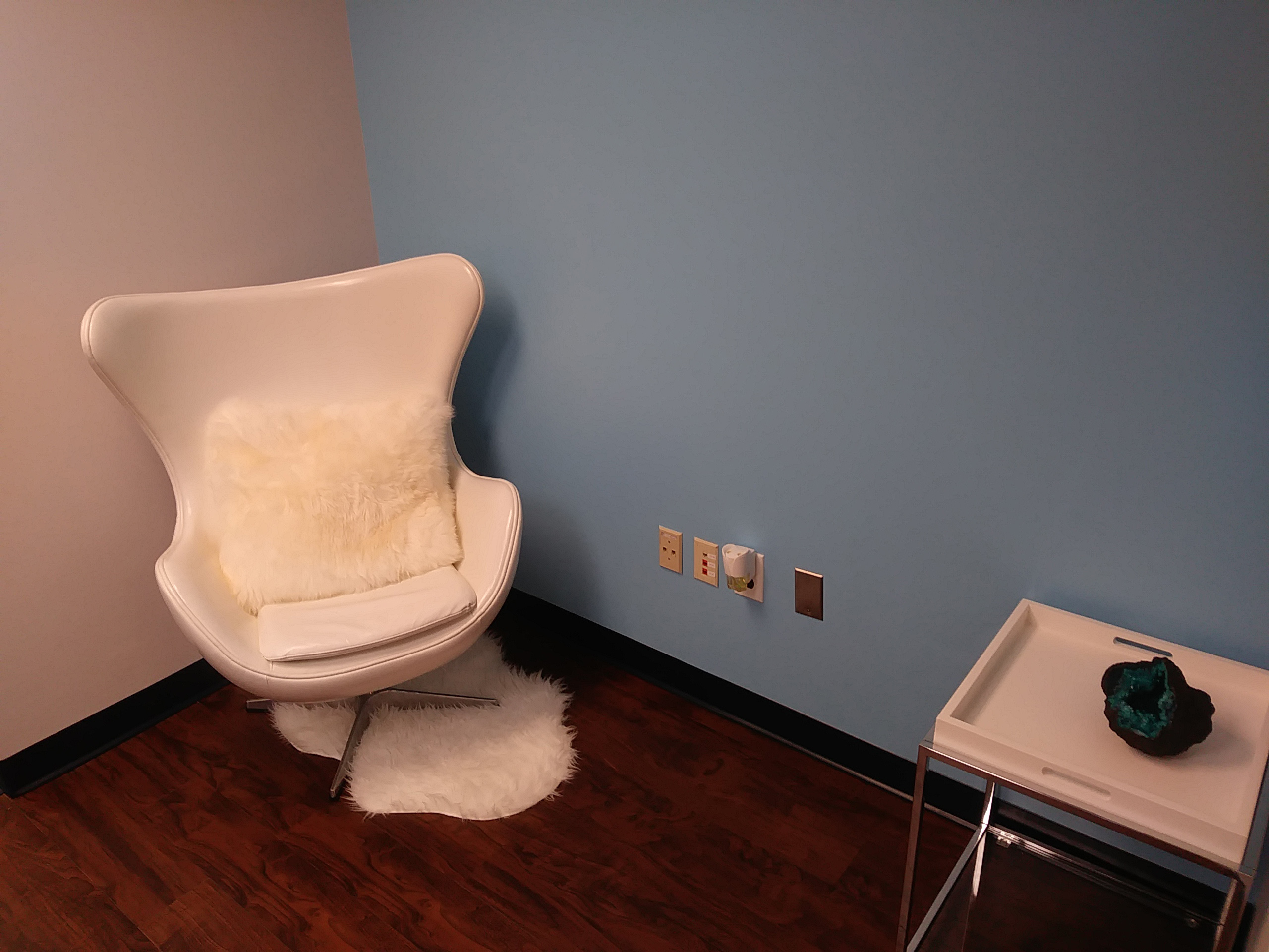 $699 Office With A View - Perfect Office $699 Office With A View - Perfect Office