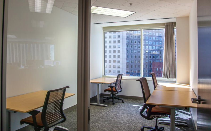 4 Person Office Available For Lease On The 18th Floor in The Financial District 