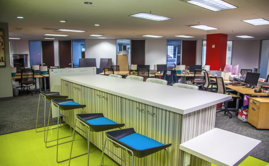 4 Person Office Available For Lease On The 18th Floor in The Financial District 4 Person Office Available For Lease On The 18th Floor in The Financial District
