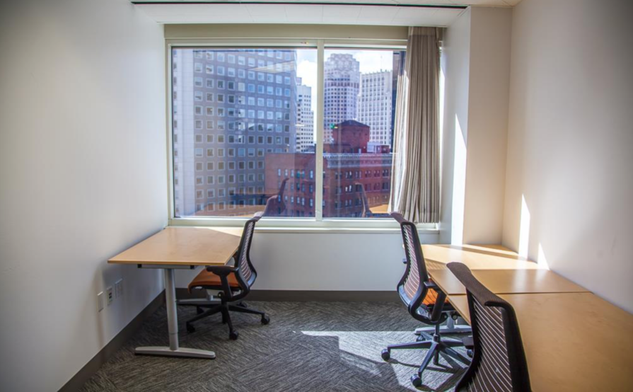 Office Space For 6 On The 18th Floor in The Financial District Office Space For 6 On The 18th Floor in The Financial District