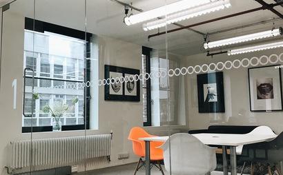4 Desks available for rent  4 Desks available for rent