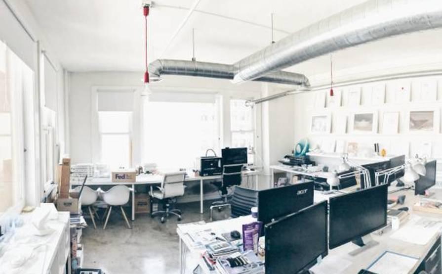 Desk share available in DTLA creative office space Desk share available in DTLA creative office space
