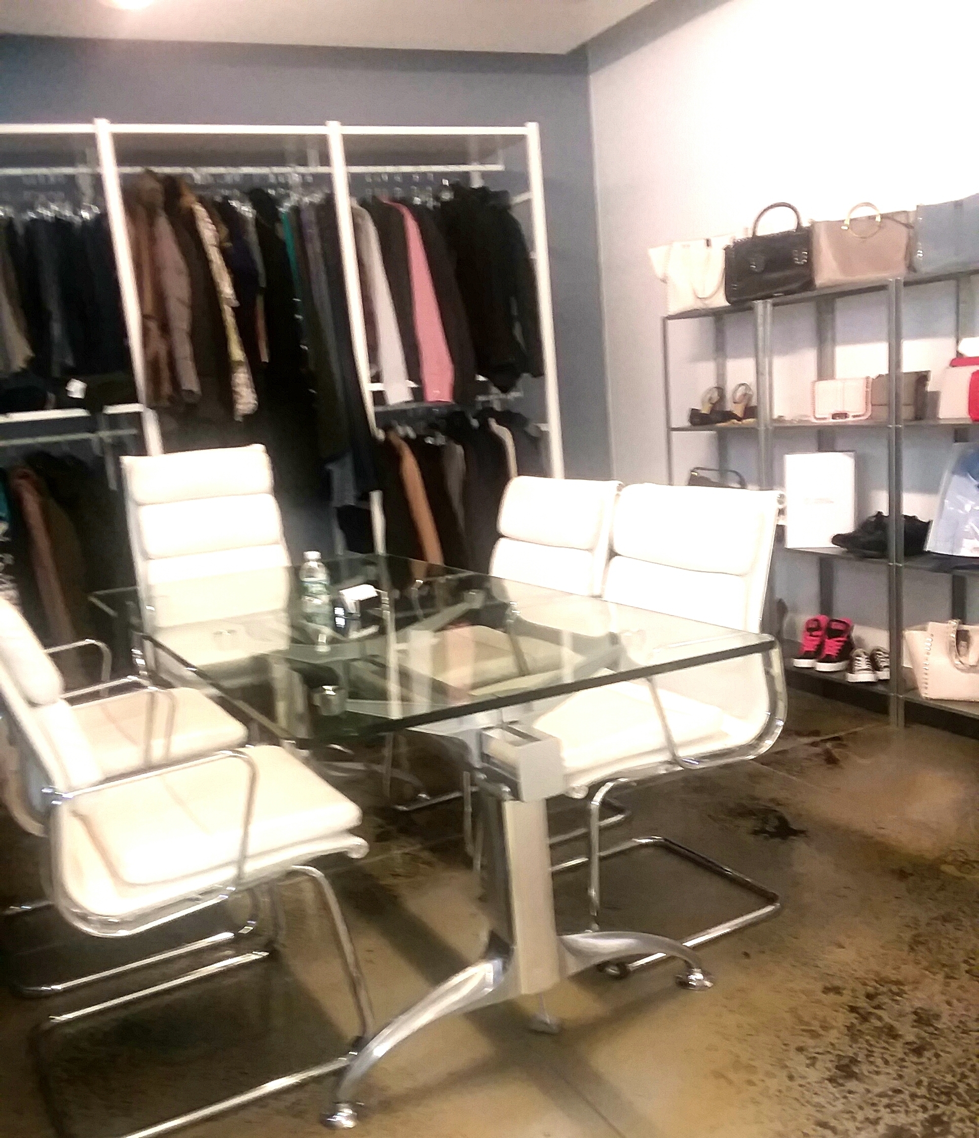 Great space! Desks available immediately in Times Square / Bryant Park area. Great space! Desks available immediately in Times Square / Bryant Park area.