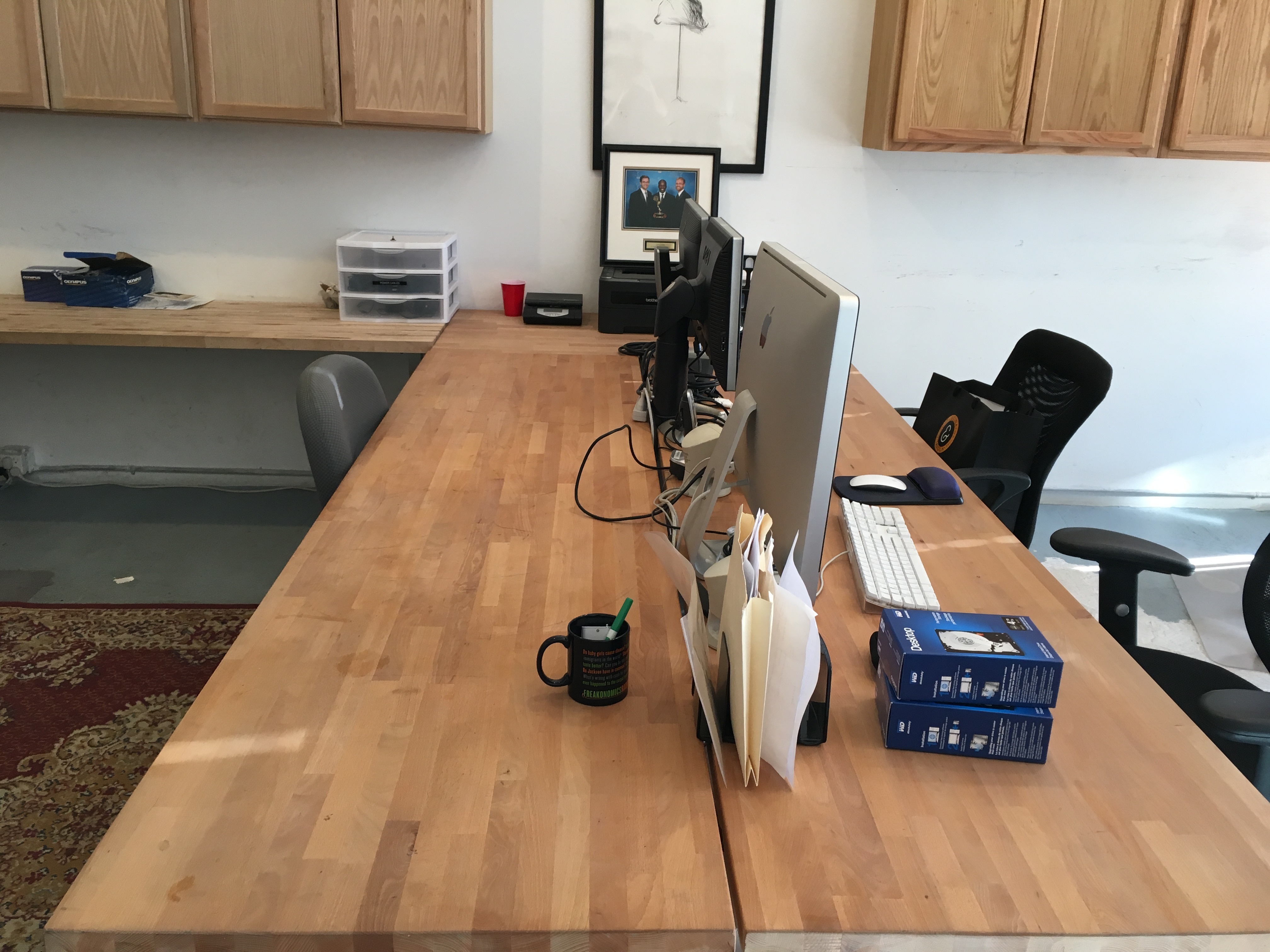 1 Shared Desk in Williamsburg Film/Video Production Office 