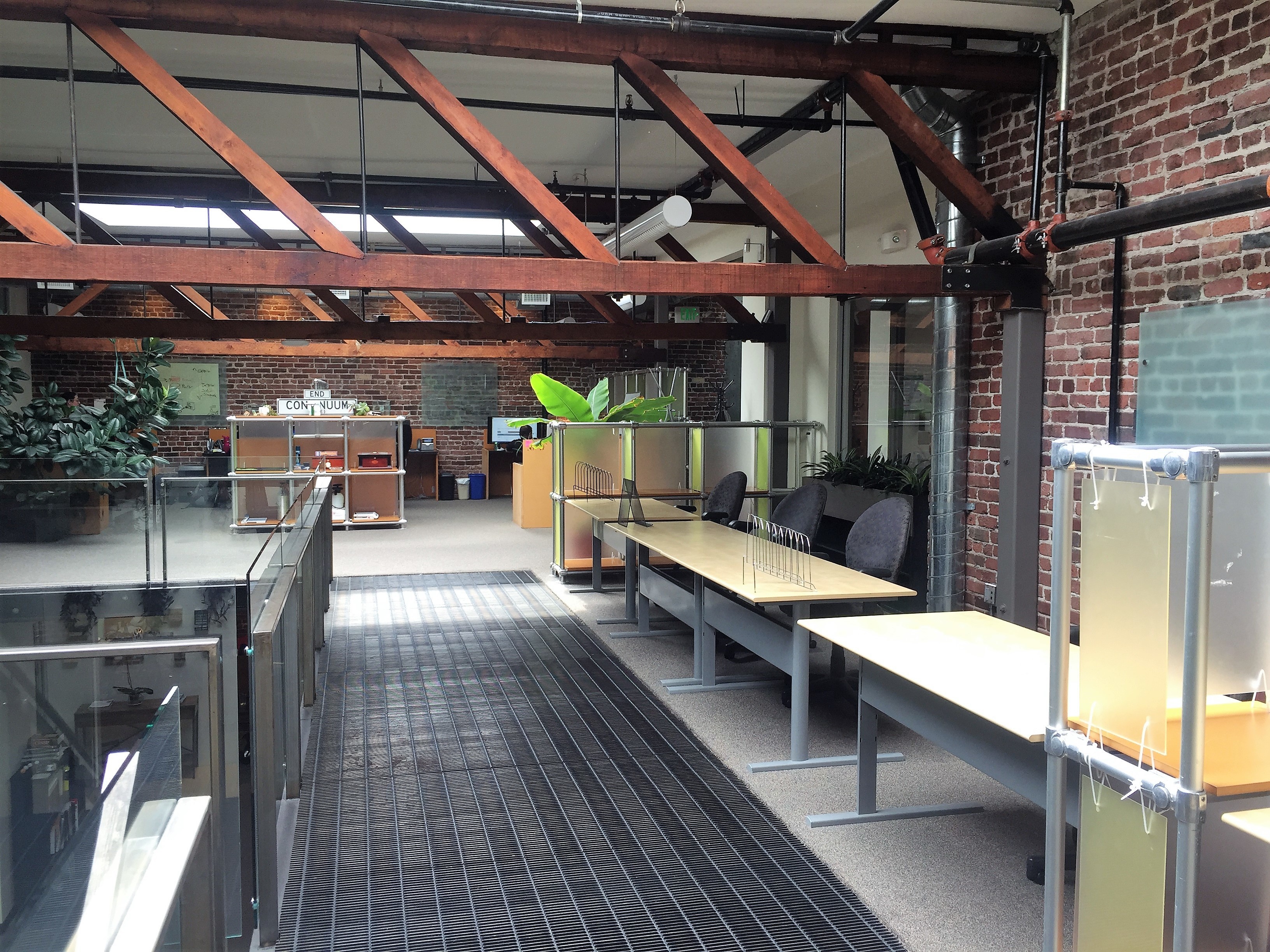 Dedicated Desks with Natural Light (7 Available)