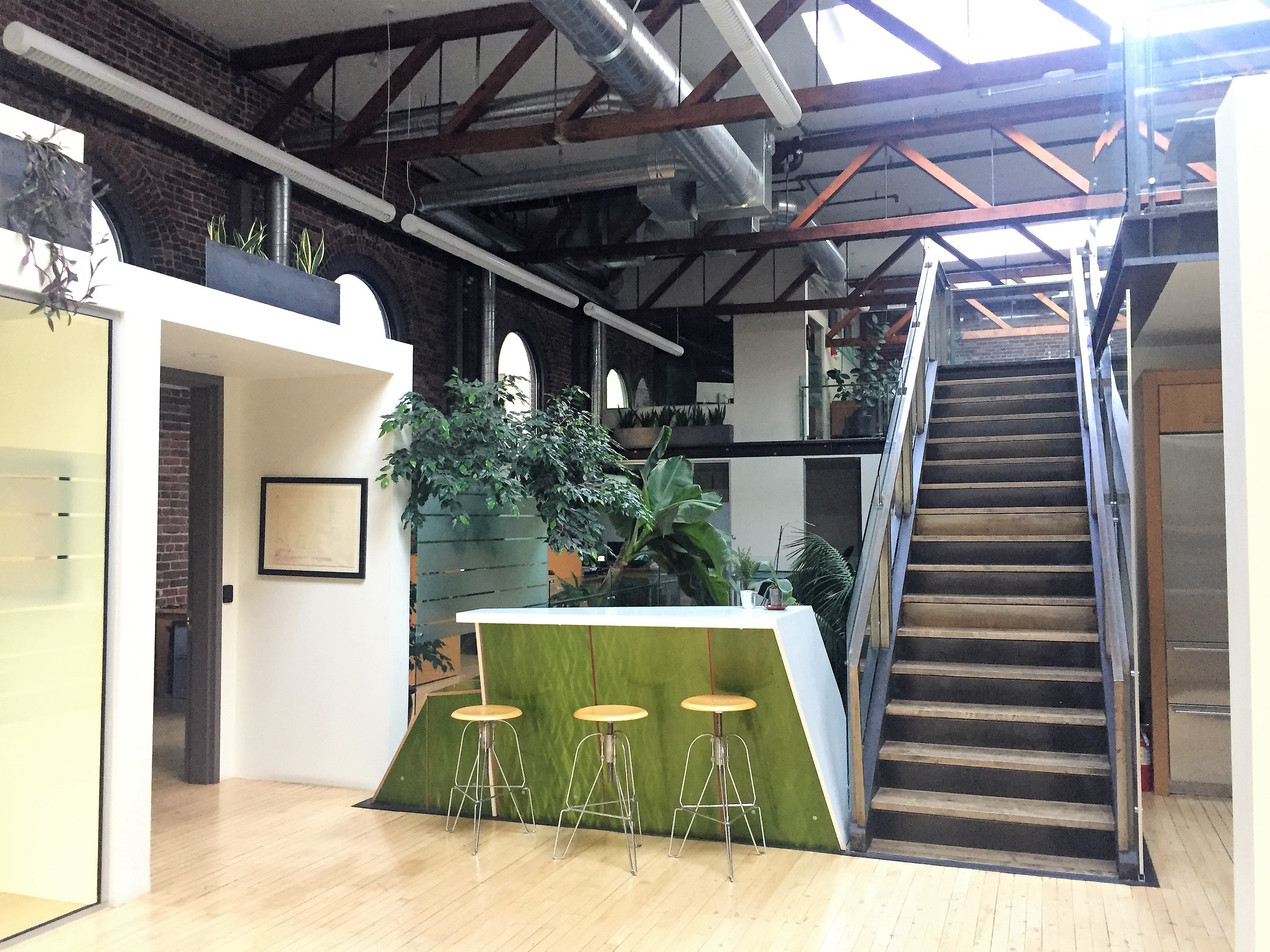 Dedicated Desks with Natural Light (7 Available)