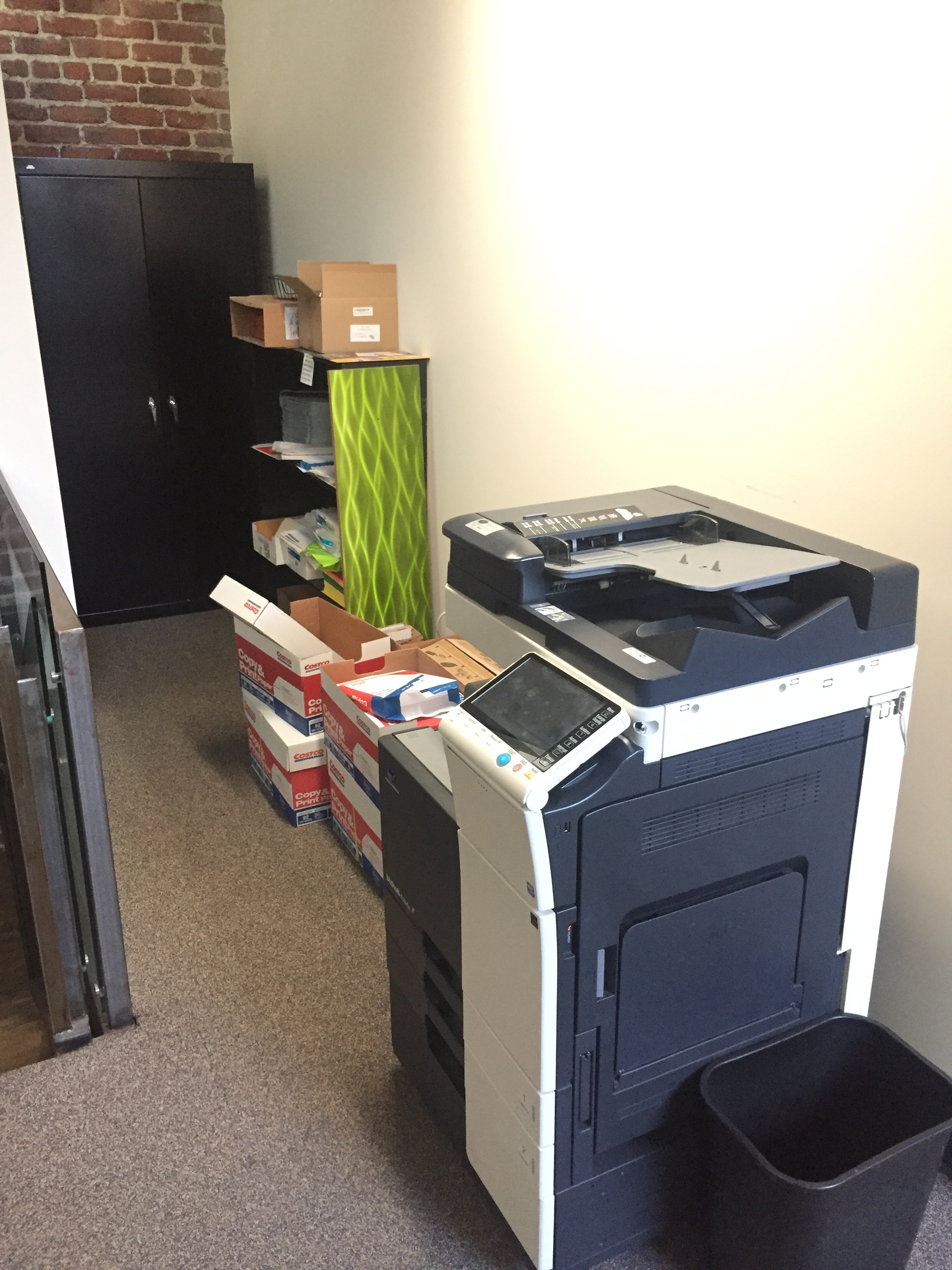 Dedicated Desks with Natural Light (7 Available)