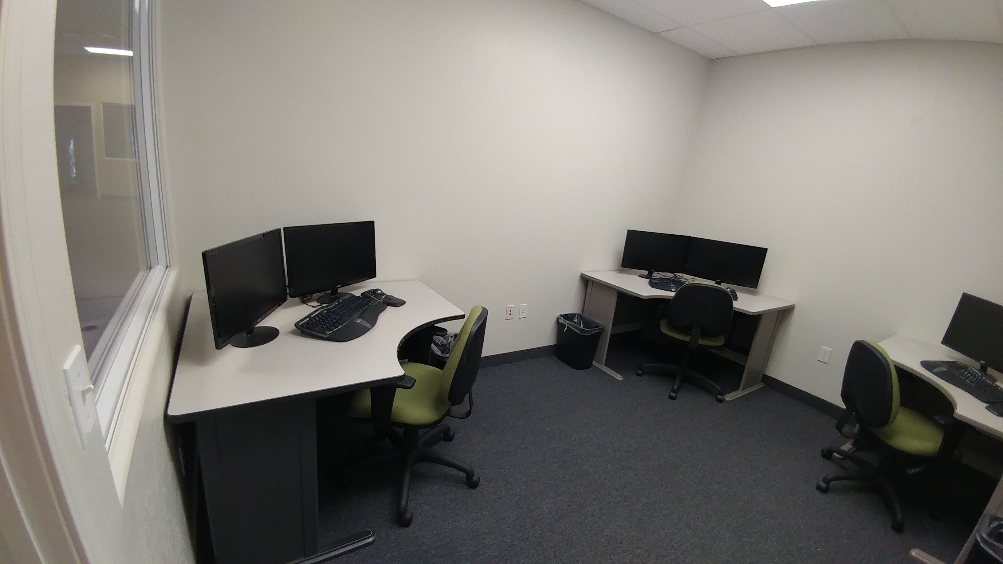 I-Box - Executive Suites and Stations I-Box - Executive Suites and Stations