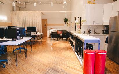 Fully Furnished Desks available in Production Studio Fully Furnished Desks available in Production Studio